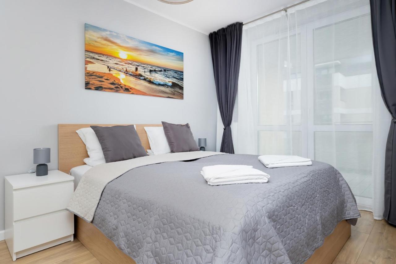 Apartamenty Platany Z Parkingiem By Noclegi Renters كولوبرزيغ المظهر الخارجي الصورة