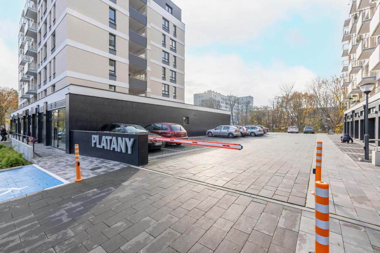 Apartamenty Platany Z Parkingiem By Noclegi Renters كولوبرزيغ المظهر الخارجي الصورة