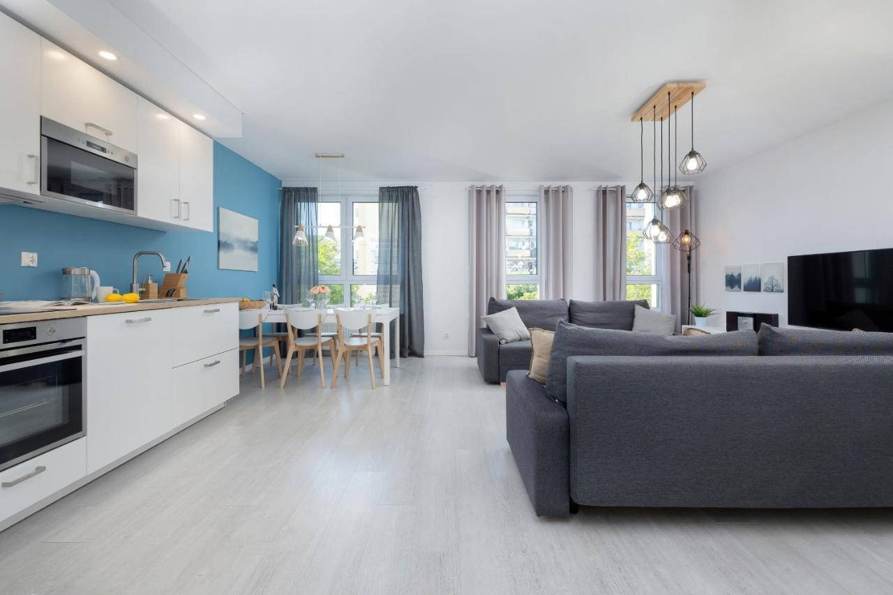 Apartamenty Platany Z Parkingiem By Noclegi Renters كولوبرزيغ المظهر الخارجي الصورة