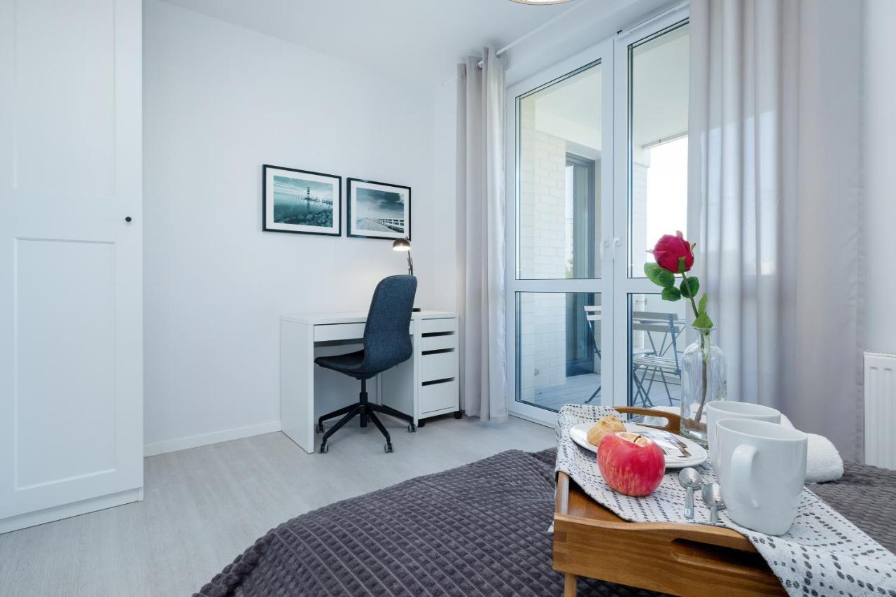Apartamenty Platany Z Parkingiem By Noclegi Renters كولوبرزيغ المظهر الخارجي الصورة