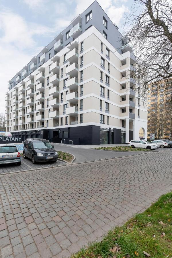 Apartamenty Platany Z Parkingiem By Noclegi Renters كولوبرزيغ المظهر الخارجي الصورة